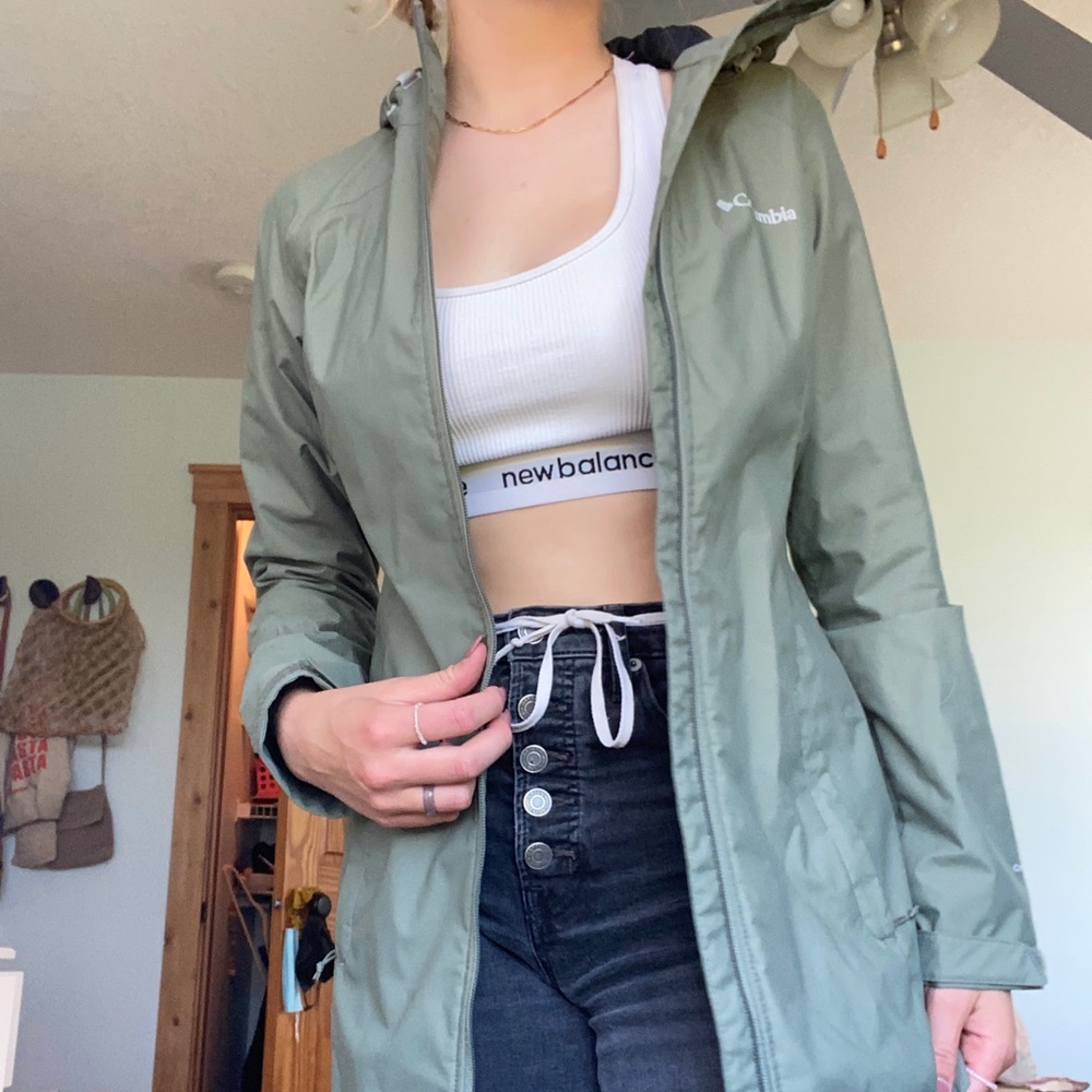 Columbia rain jacket